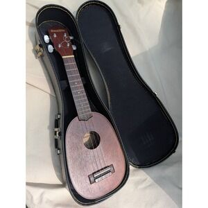 Sunlite USO-320 Soprano Pineapple Ukulele Mahogany Finish Hard Case